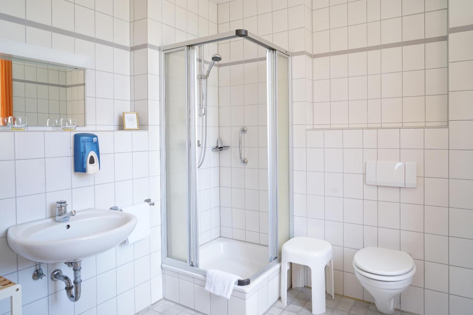 Hotel Gasthaus Schuetzen Freiburg Ruang foto