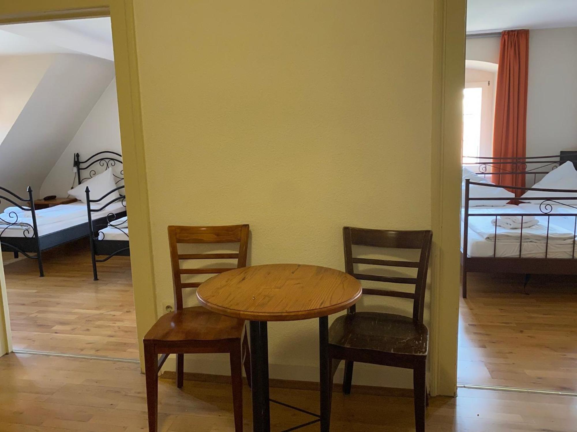 Hotel Gasthaus Schuetzen Freiburg Ruang foto